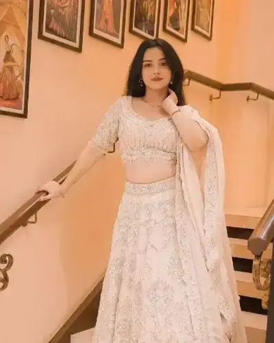 Escort Chandernagore